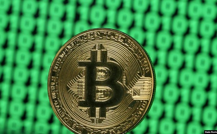 Vlera e Bitcoin-it bie pothuajse 50% që nga nëntori