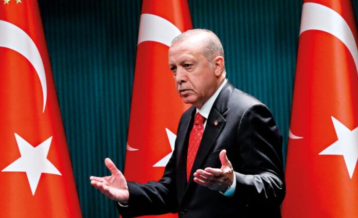 Erdogani betohet si president edhe për një mandat pesëvjeçar