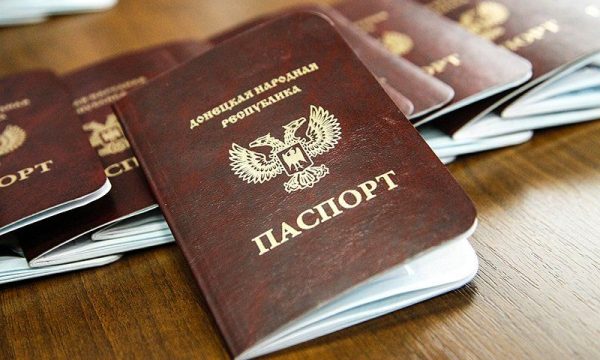 Rusia nis shpërndarjen e pasaportave në vendet e pushtuara të Ukrainës