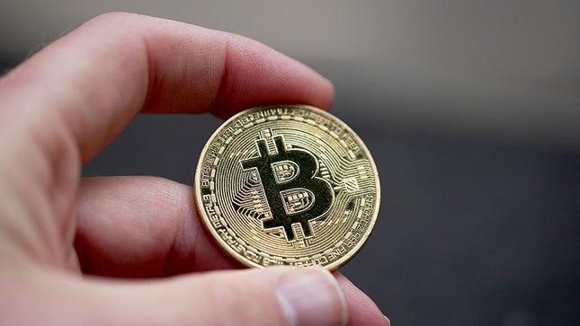 Bitcoin pëson rënien më të madhe që nga viti 2020