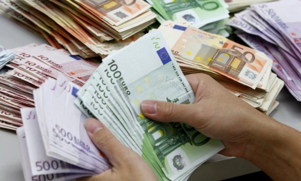 Ministria e Financave pagoi mbi 46 mijë euro pensione për persona të vdekur